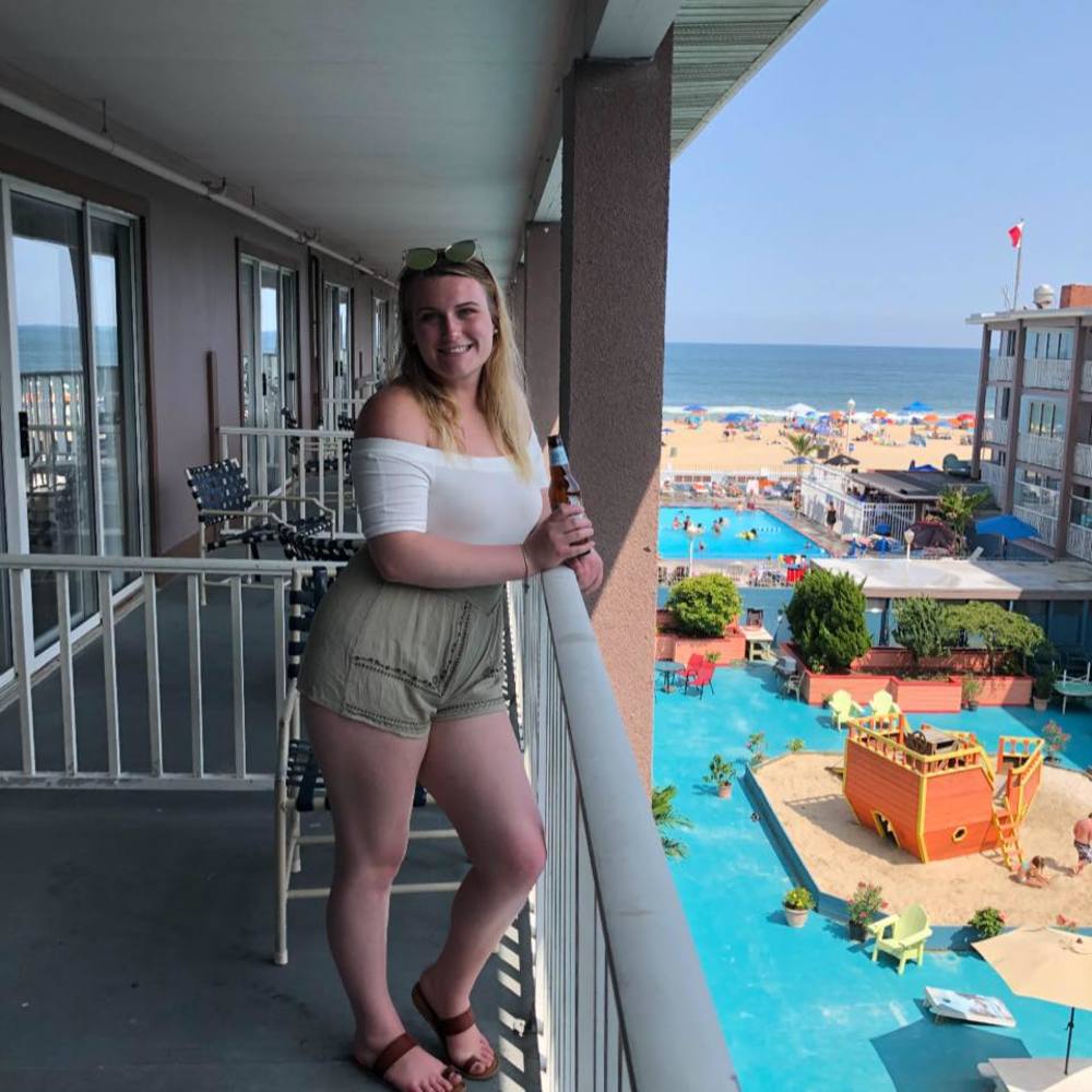 Meet your Posher, Jessica